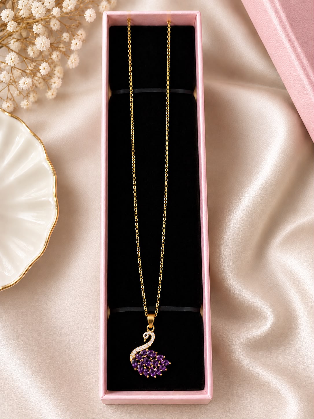 Swan Necklace