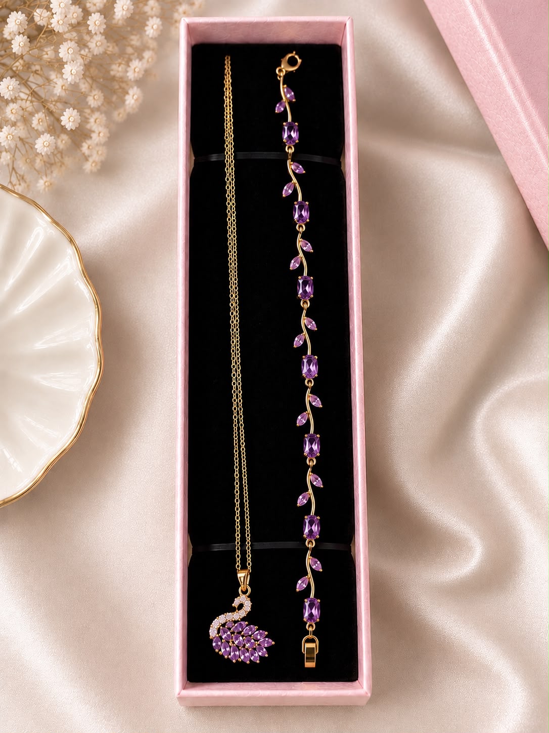 Swan necklace+tulip bracelet